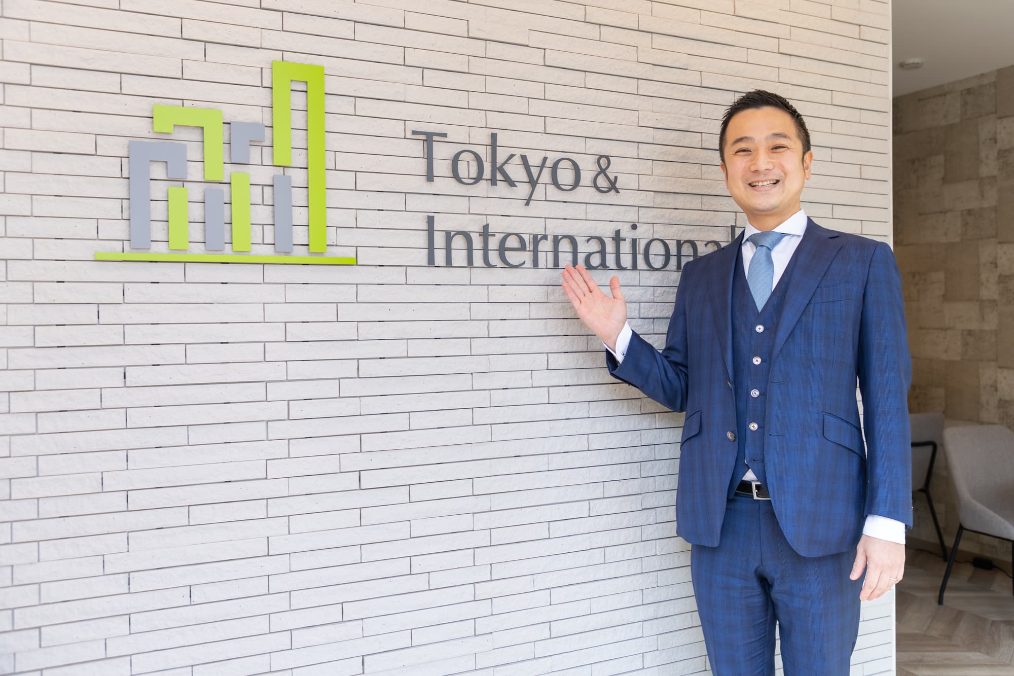 8ヶ月で月間ユーザー2倍超。地域密着の不動産会社がオウンドメディアで変えた集客の仕組み
